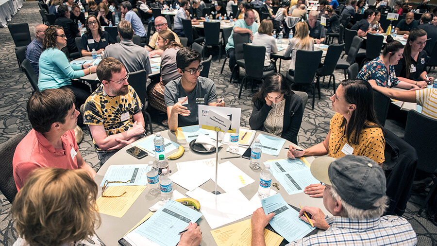 Faculty and staff discuss strategic activities