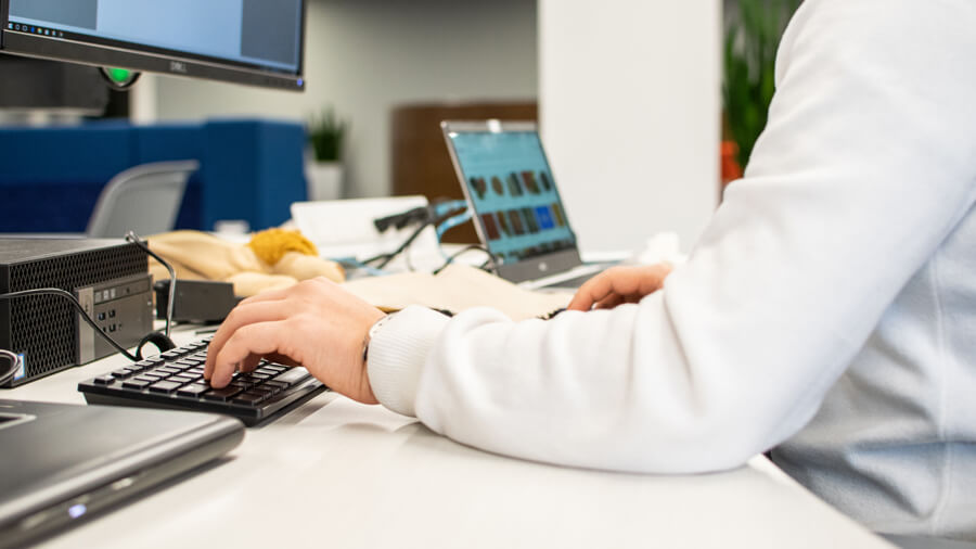 Hands on a keyboard