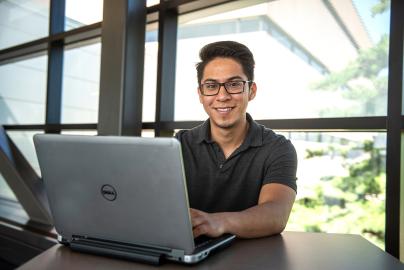 Alum Becerra in the skybridge