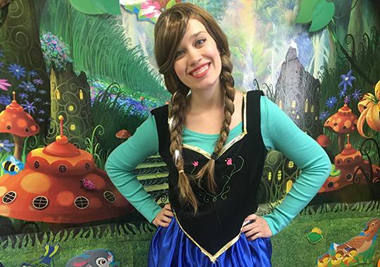 Chantelle Huebner is dressed as Princess Anna