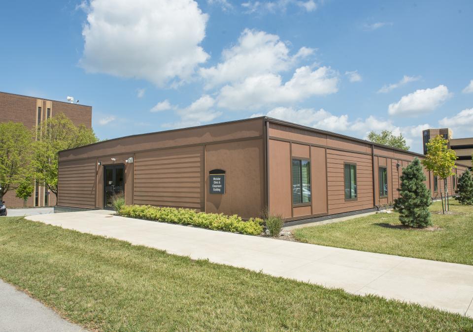 Modular clinic and classroom building located on the main campus.