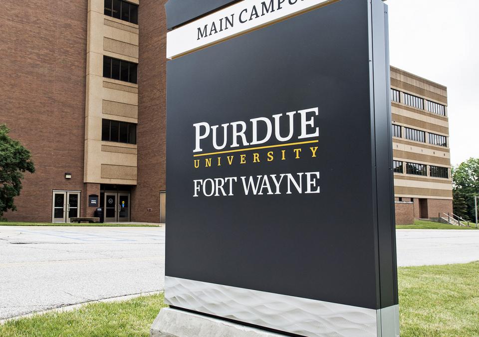 Purdue University Fort Wayne Main Campus Signage