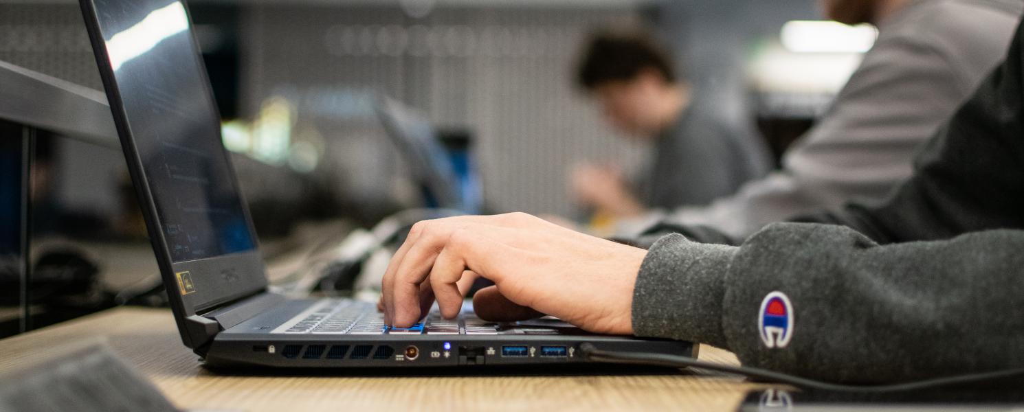 Close up photo of a laptop keyboard