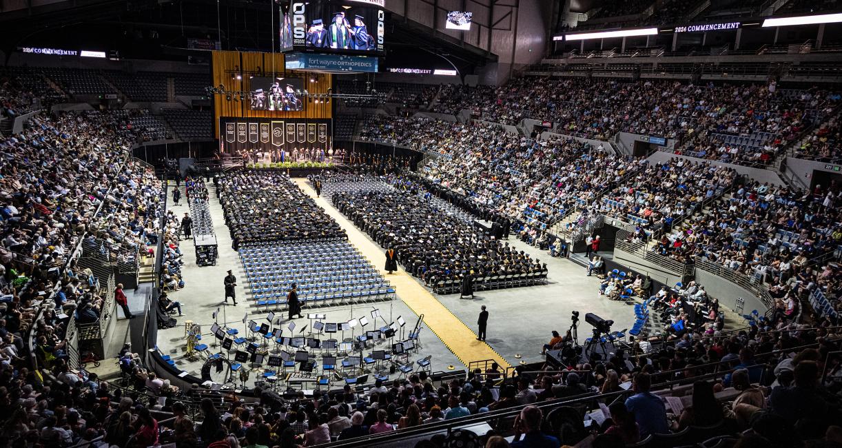 Wide shot of the coliseum arena.