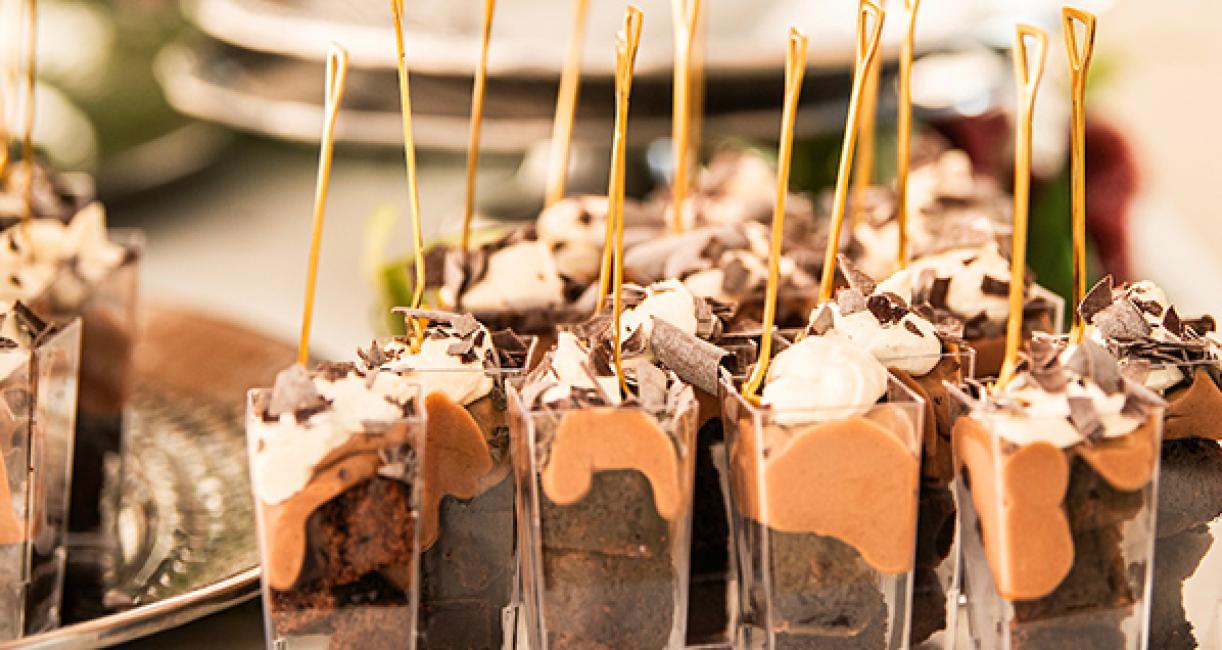 Small dessert cups with shovel spoons