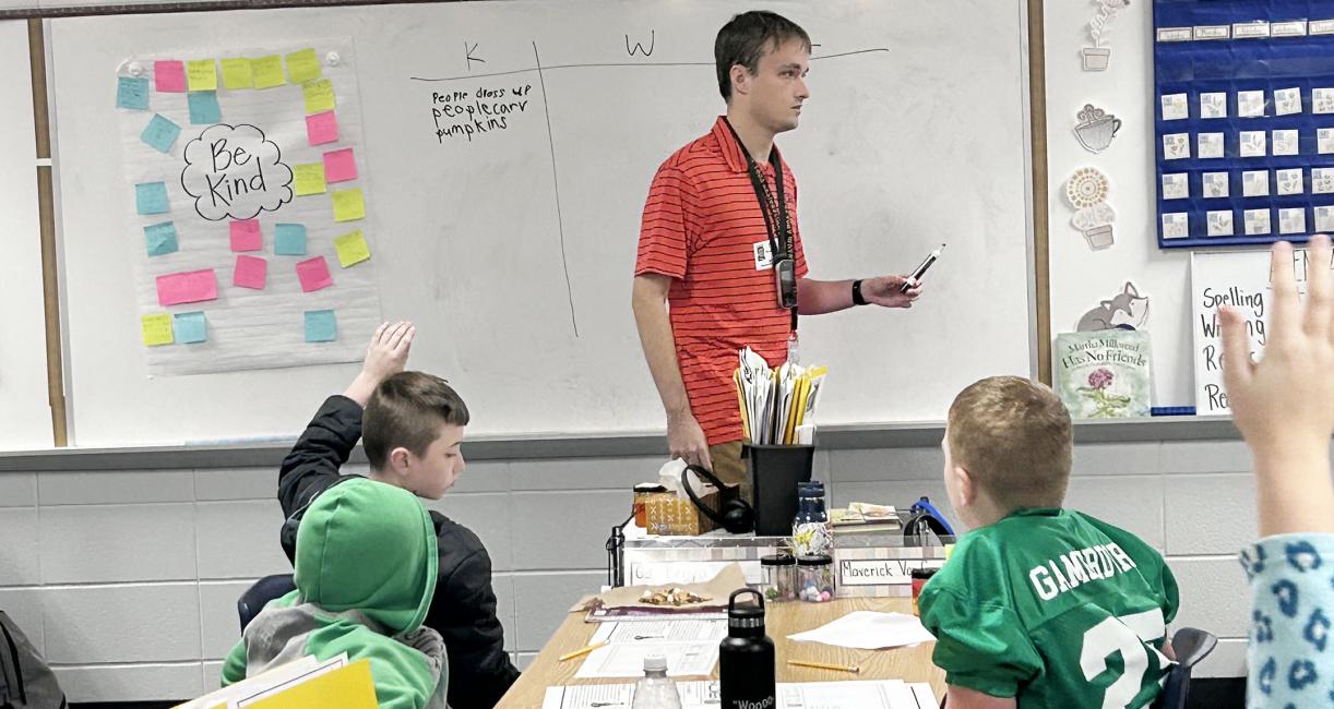 Alex Battershell teaching at Huntertown Elementary School, fourth grade. 